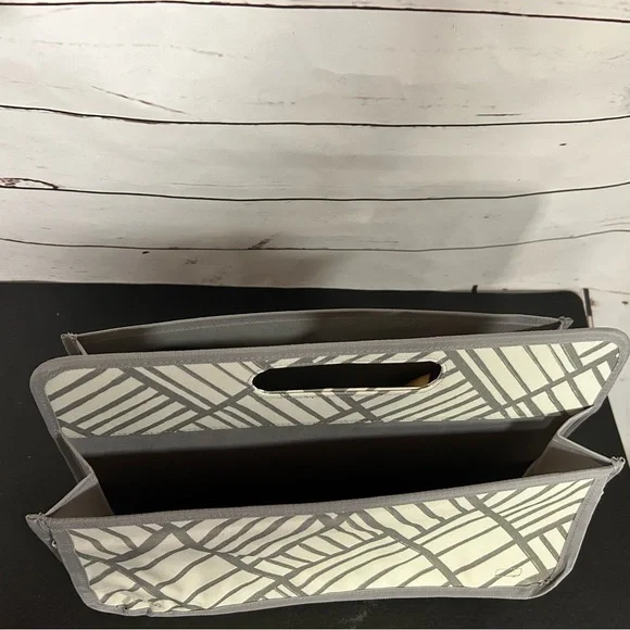 NWOT Thirty One Deluxe Double Duty Caddy - Gray Patchwork. - Picture 5 of 6